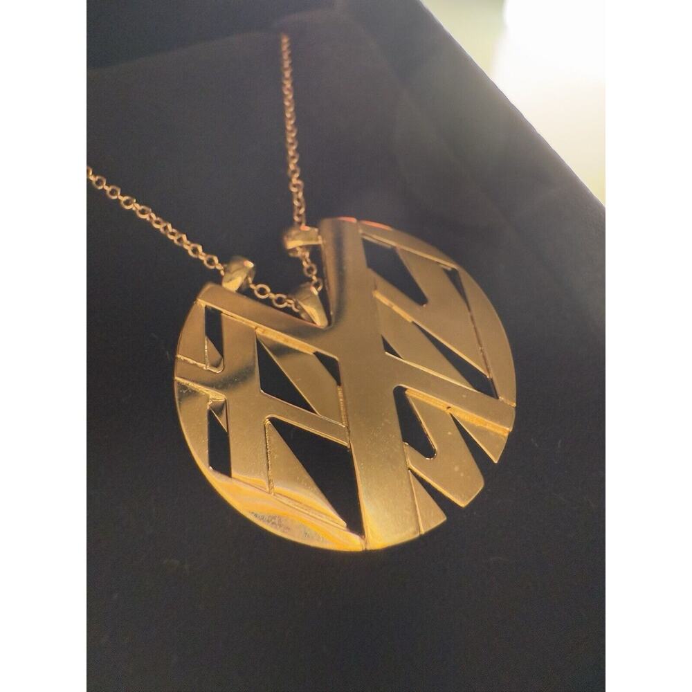 RARE Tiffany & Co. 18k Gold 750 Atlas Numeral Round Disc Pendant Necklace 18”